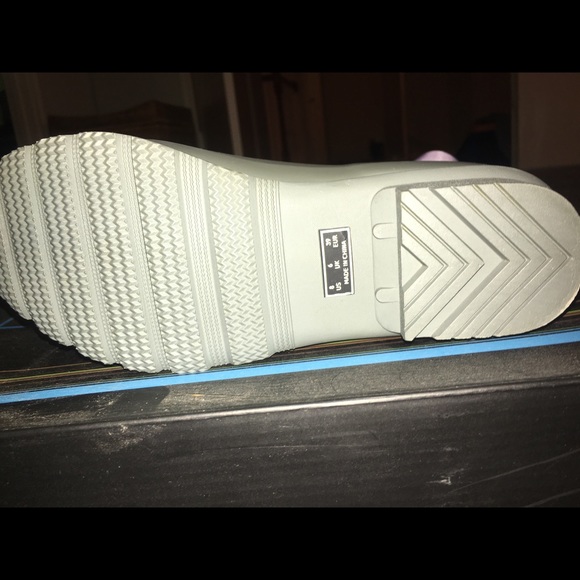 Lemon Rain Boots - Picture 3 of 7